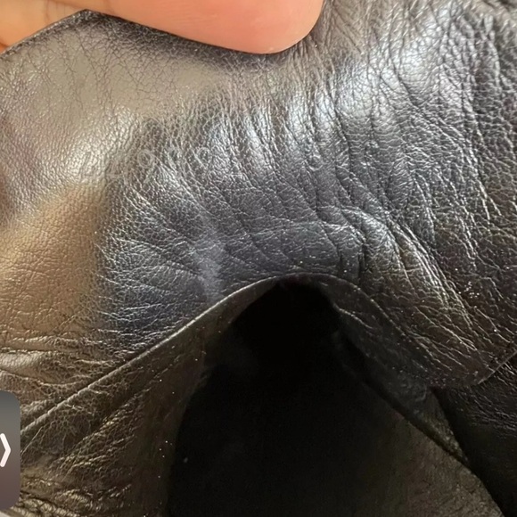 Black leather GUCCI blind for love sneakers - Picture 9 of 9